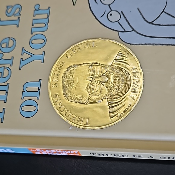 Children's 🎄Hardcover Books: The Pout Pout Fish & There is a bird on your head. - Picture 7 of 15